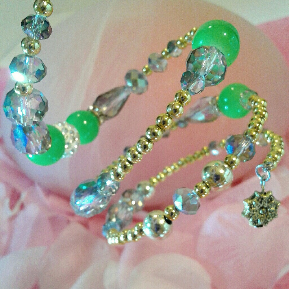 TANTALIZING NEUTRAL SHADE MULTI LAYERED CRYSTAL